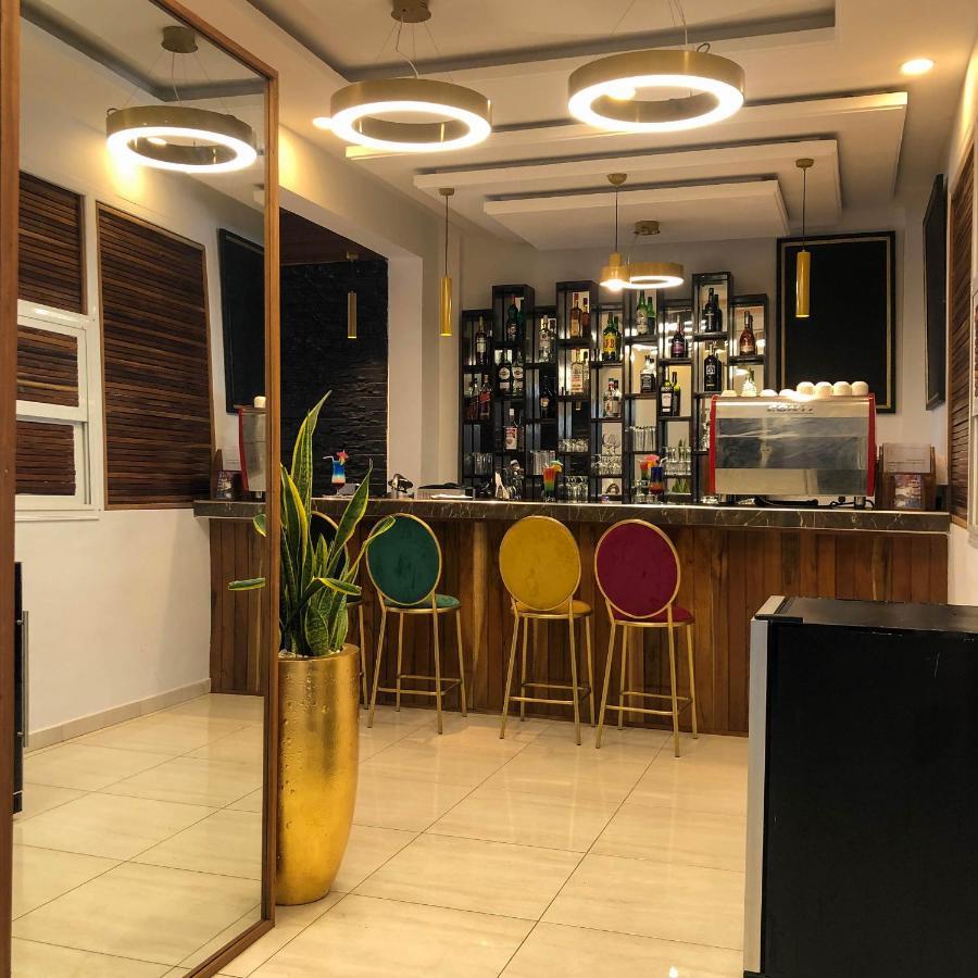 Colonia Hotel Dakar