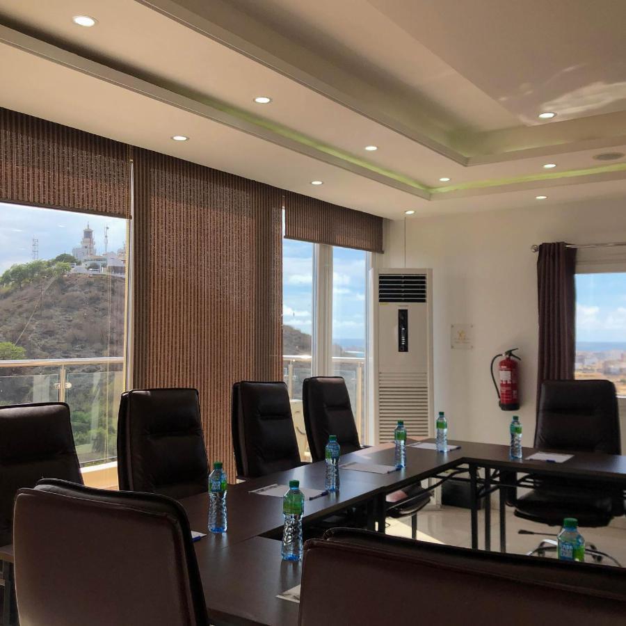 Colonia Hotel Dakar