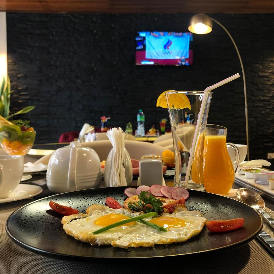 Colonia Hotel Dakar